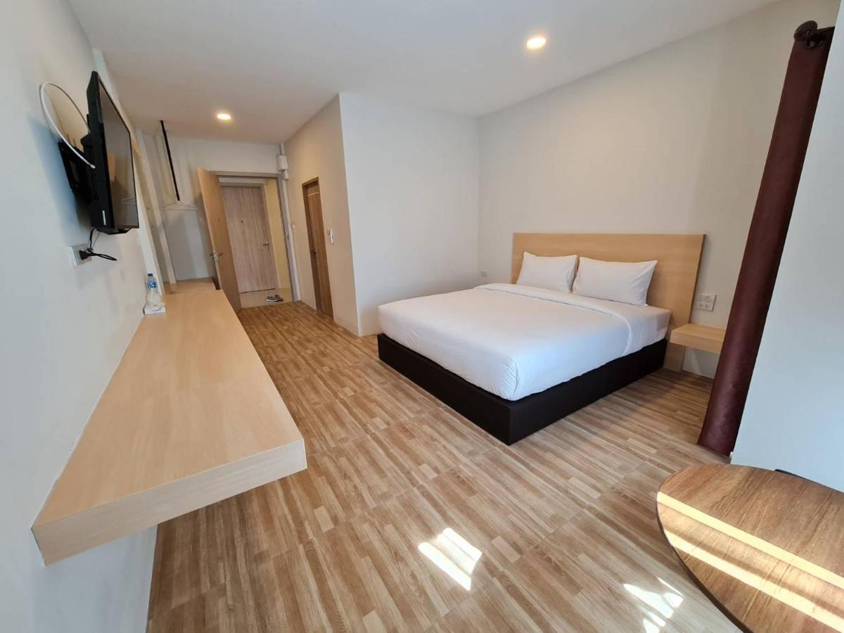The Charlotte Smart Hotel Lopburi Luaran gambar