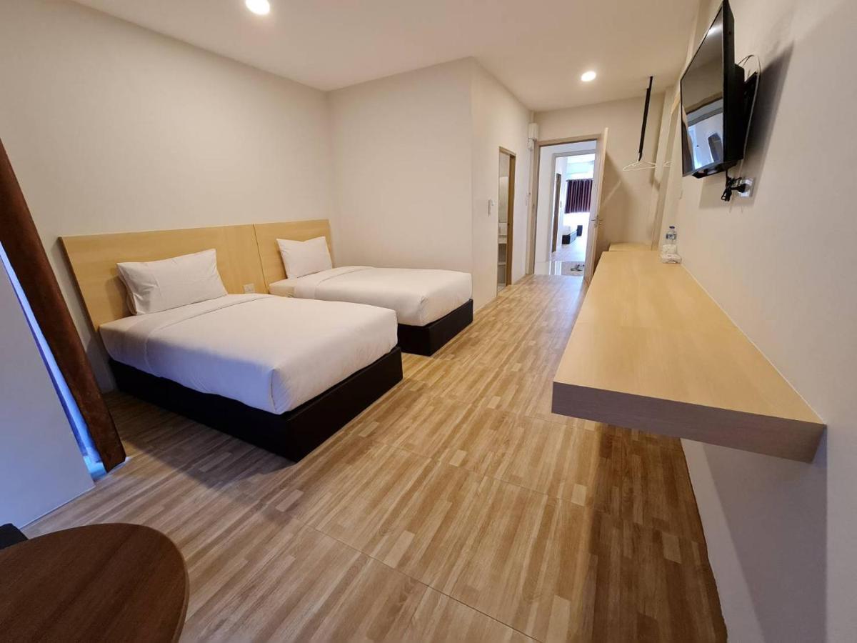 The Charlotte Smart Hotel Lopburi Luaran gambar