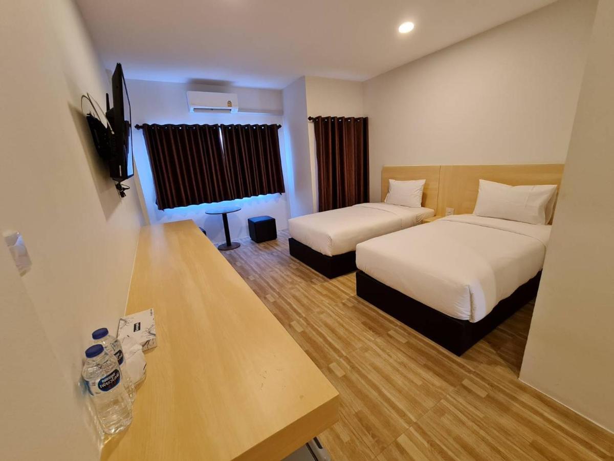 The Charlotte Smart Hotel Lopburi Luaran gambar