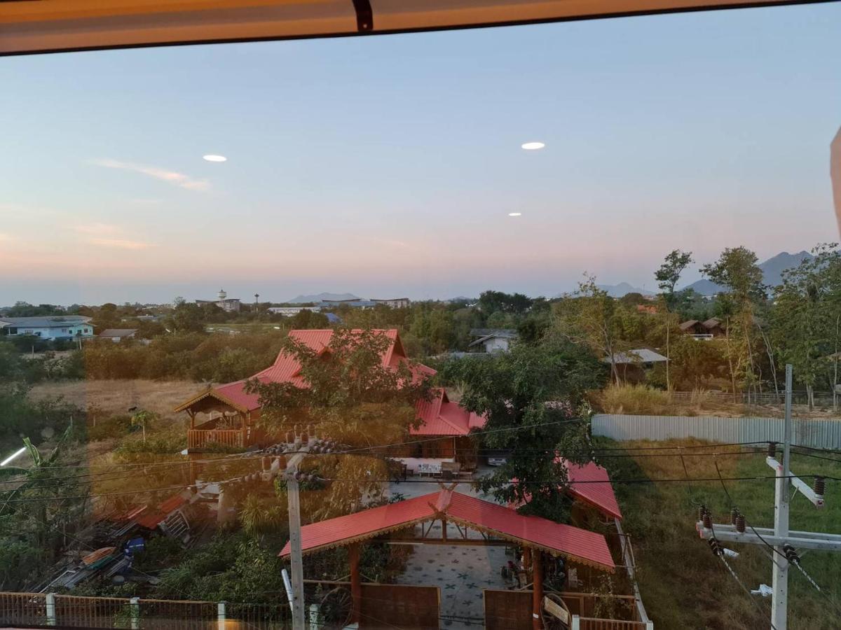 The Charlotte Smart Hotel Lopburi Luaran gambar