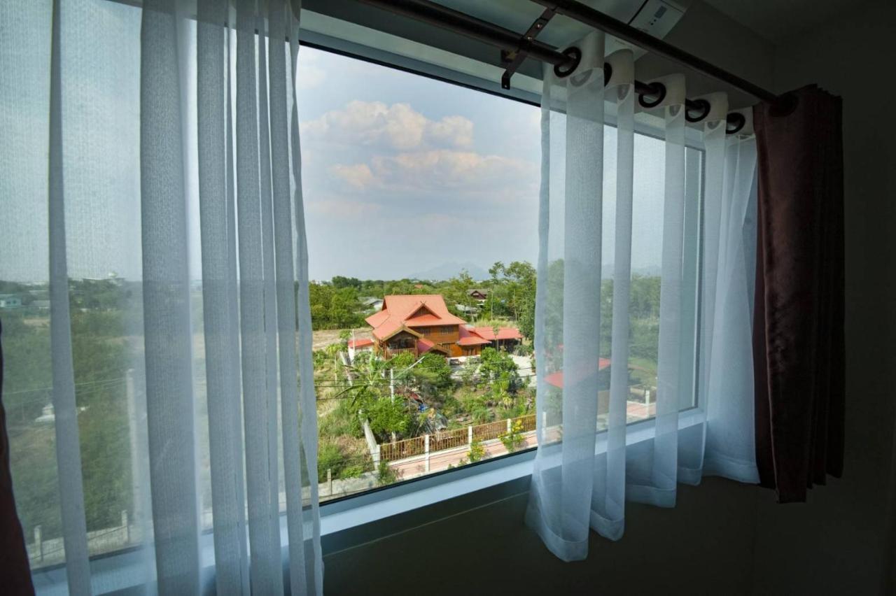 The Charlotte Smart Hotel Lopburi Luaran gambar