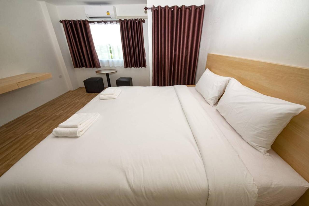 The Charlotte Smart Hotel Lopburi Luaran gambar