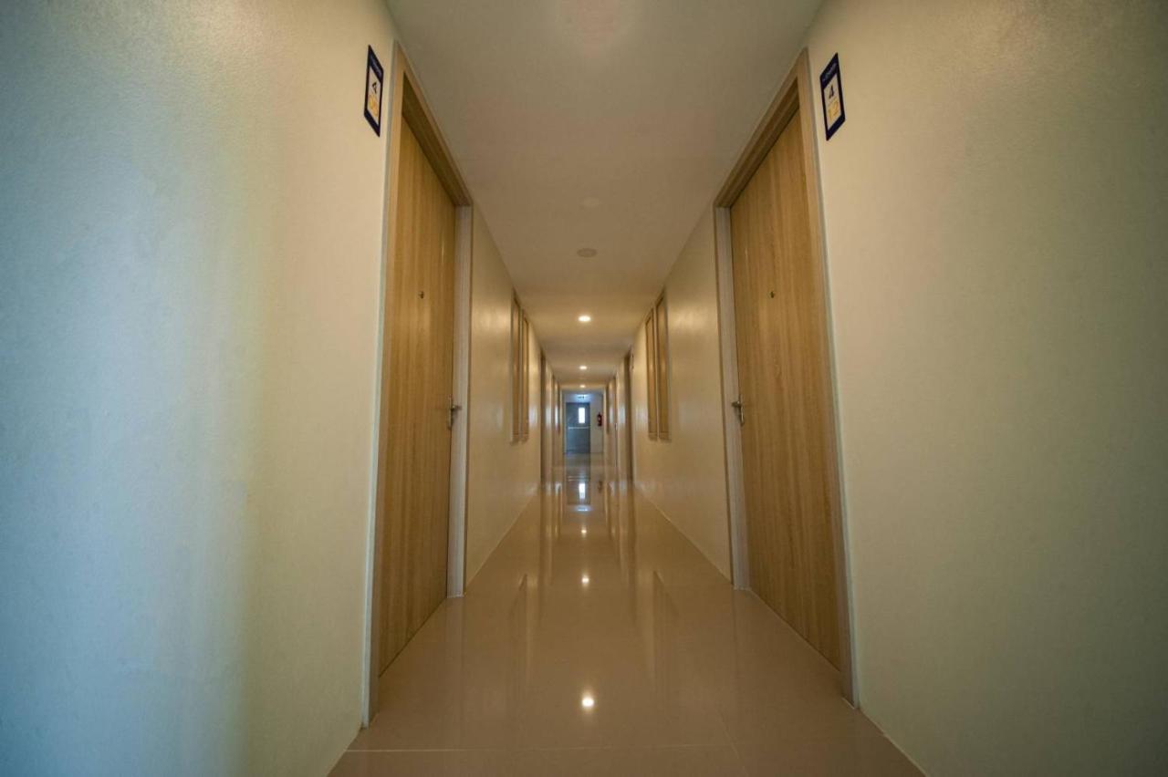 The Charlotte Smart Hotel Lopburi Luaran gambar
