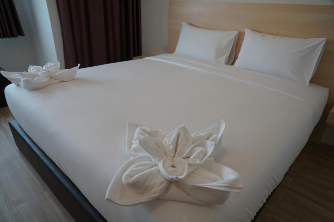 The Charlotte Smart Hotel Lopburi Luaran gambar