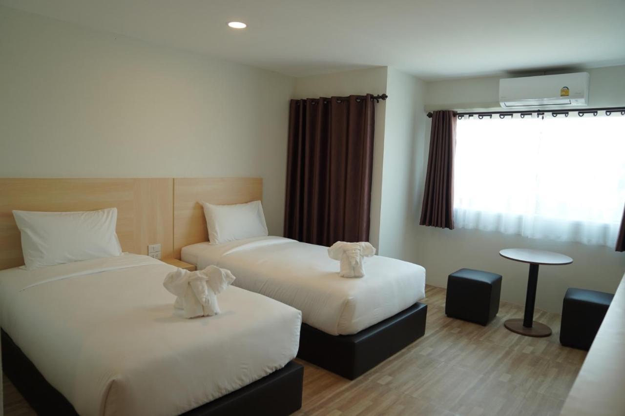 The Charlotte Smart Hotel Lopburi Luaran gambar