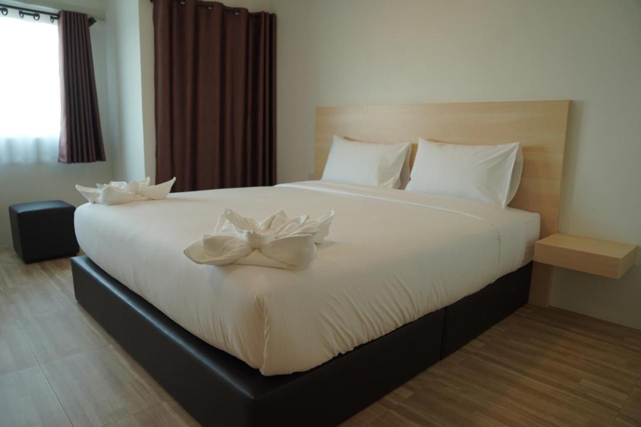 The Charlotte Smart Hotel Lopburi Luaran gambar