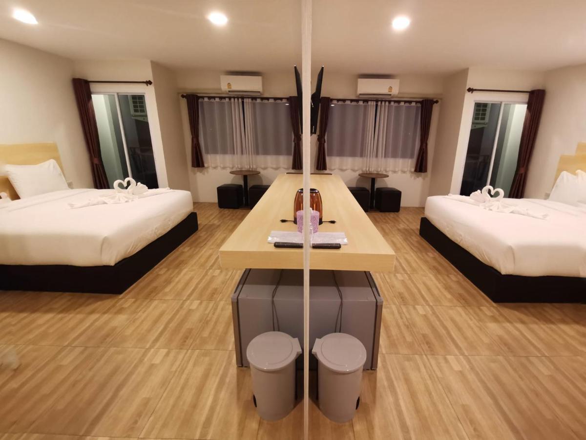 The Charlotte Smart Hotel Lopburi Luaran gambar