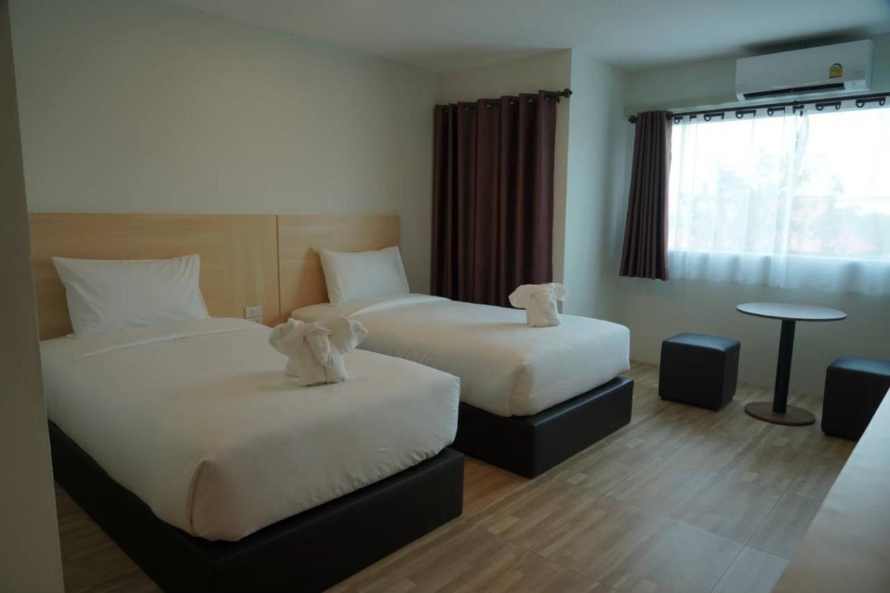 The Charlotte Smart Hotel Lopburi Luaran gambar