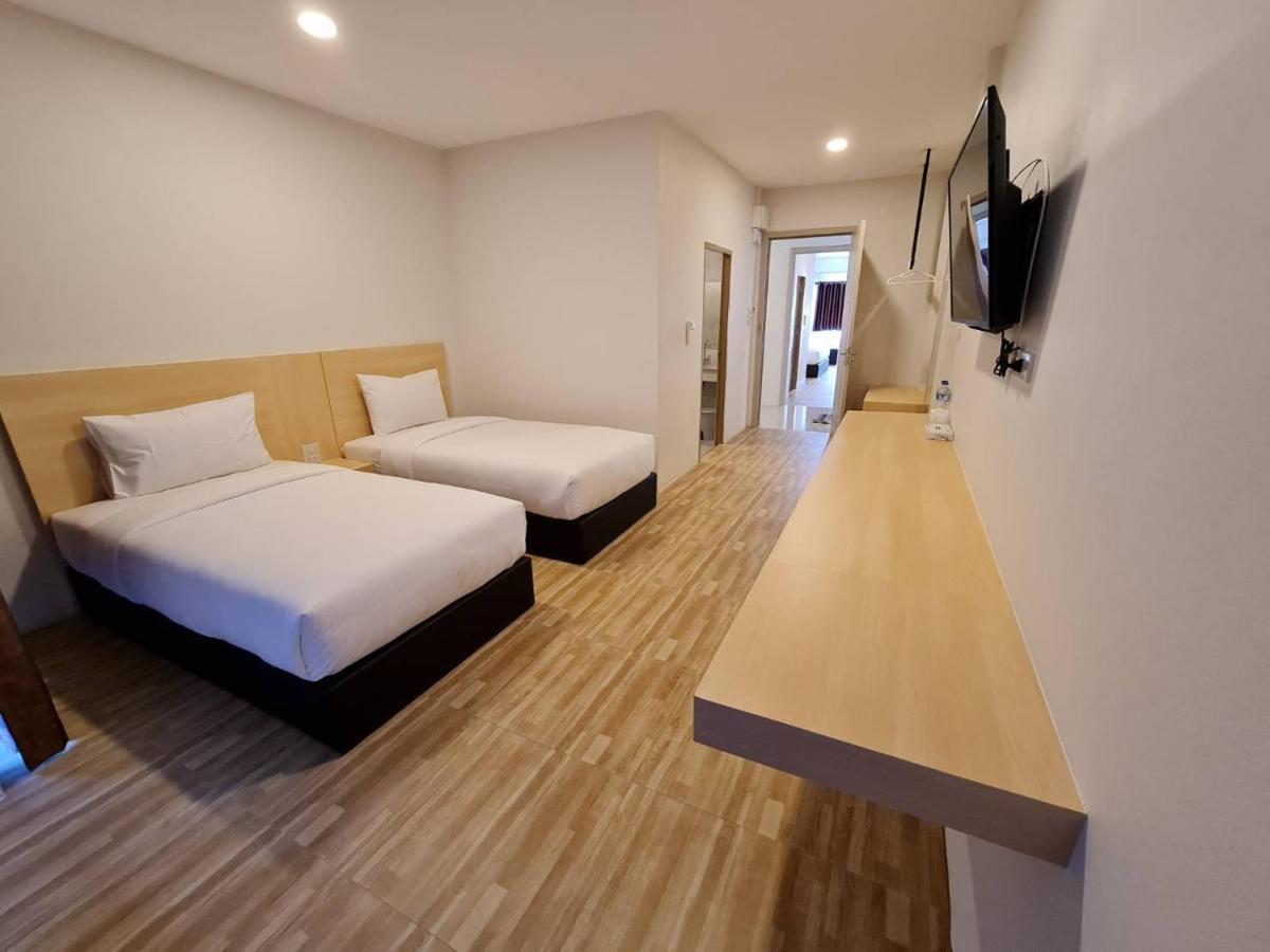 The Charlotte Smart Hotel Lopburi Luaran gambar